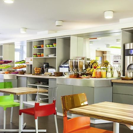 Ibis Styles Paris Saint Ouen Hotel Exterior photo