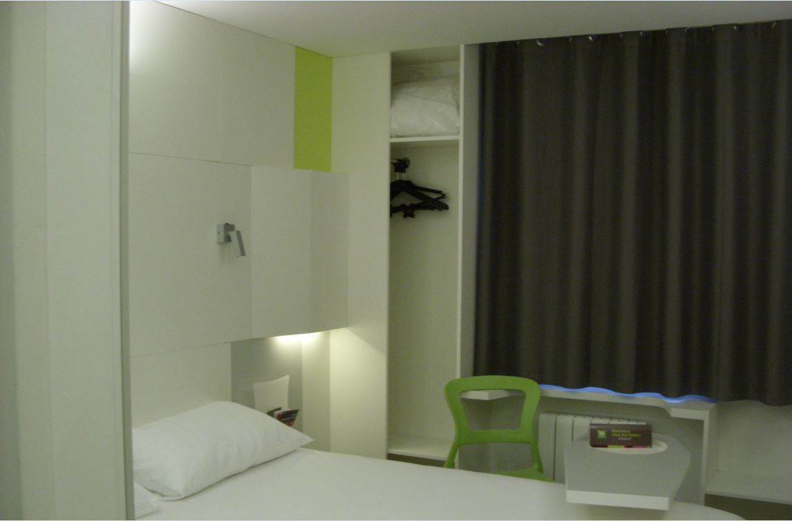 Ibis Styles Paris Saint Ouen Hotel Exterior photo